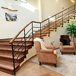 Valley View Encumeada Hotel 3*