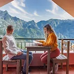 Valley View Encumeada Hotel 3*