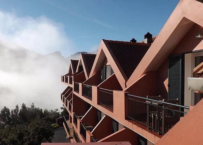 Valley View Encumeada Hotel