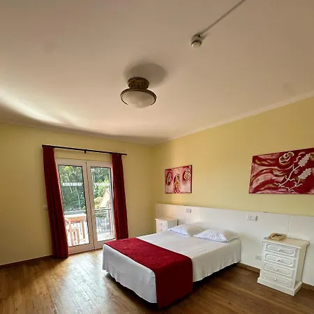 Valley View Encumeada 3* Senhora do Rosário