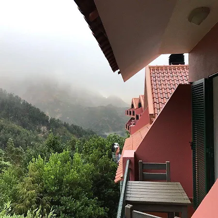 Valley View Encumeada Hotel